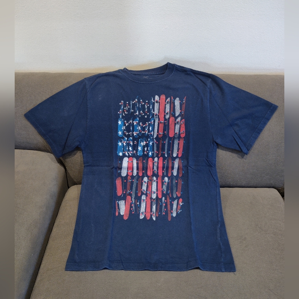 Faded Glory Dark Blue Tee with Graphic